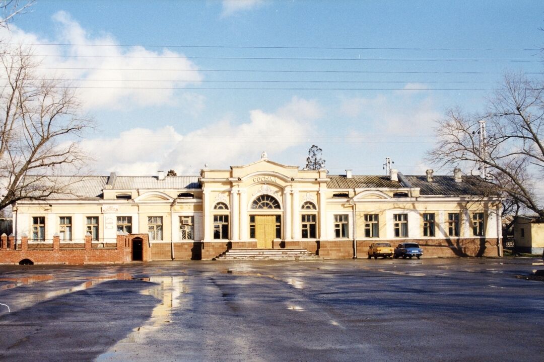 Станция протока краснодарский край. Станция Тбилисская Краснодарский край. Станция Афипская Краснодарский край. Вокзал протока.