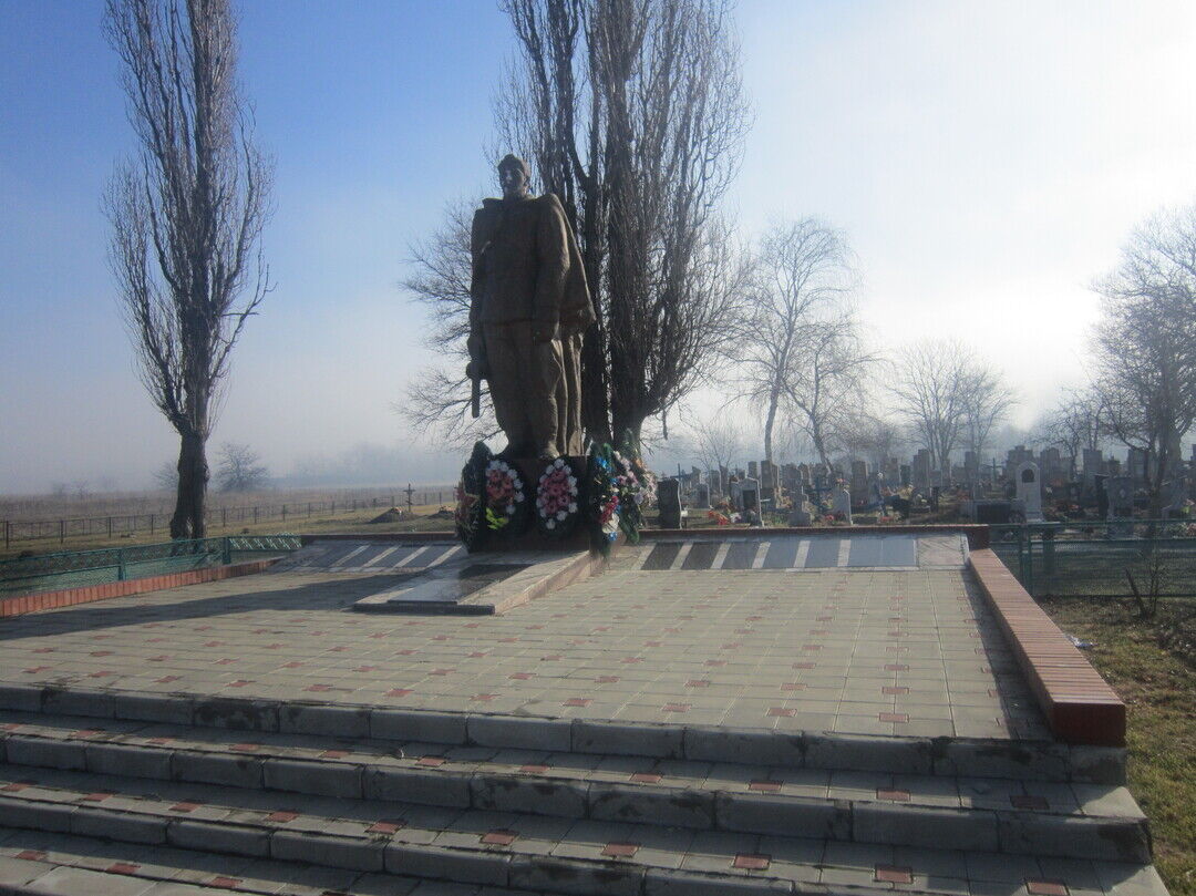 Хутор красноармейский. Хутор Красноармейский городок Славянский район. Х Коржевский Славянский район Братская могила. Хутор Коржевский Славянский район Краснодарский Братская могила. Хутор Коржевский мемориал.