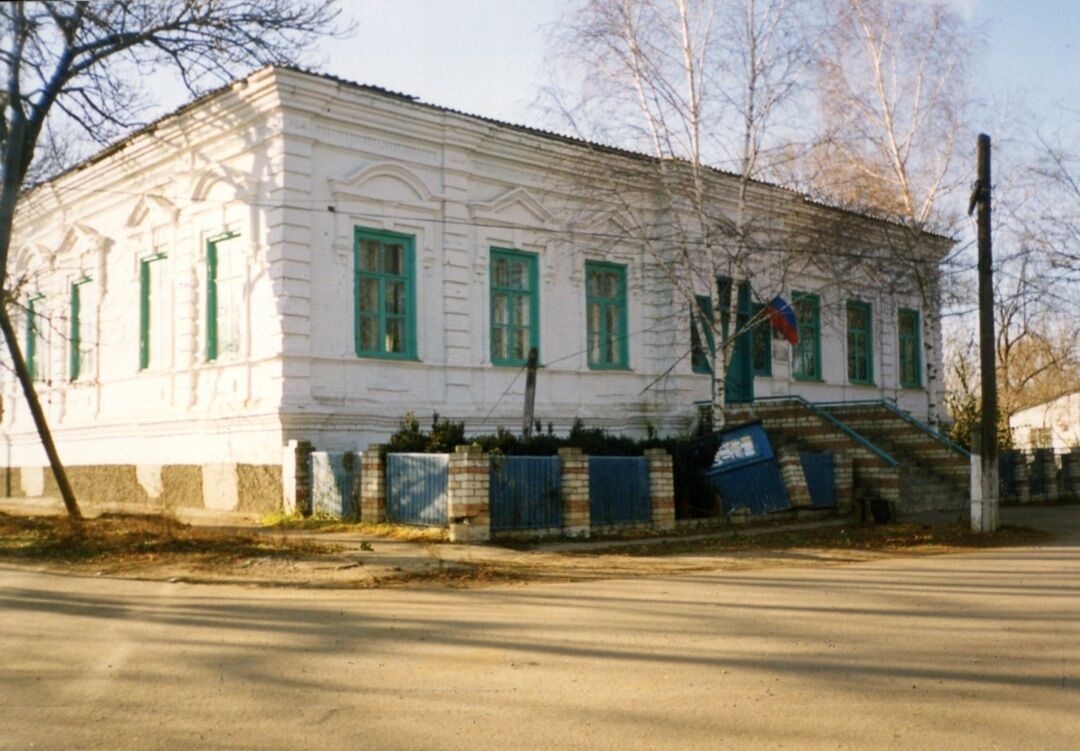 В каком году под руководством шацкого была организована небольшая группа людей