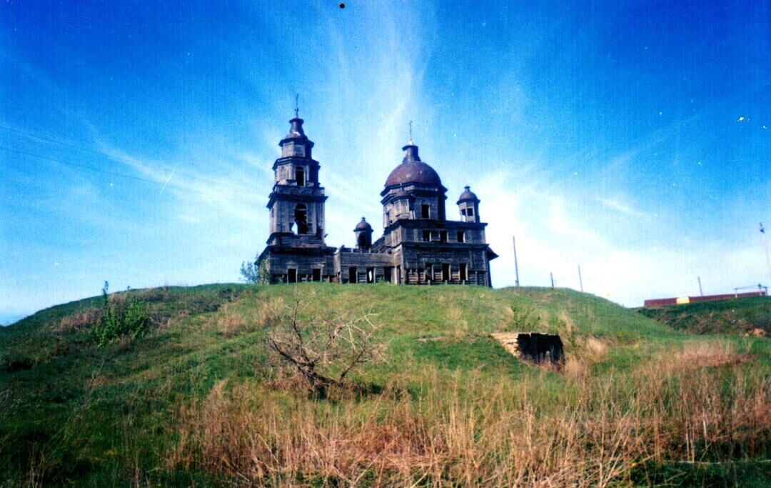 Ульяновская область кузоватовский. Село Смышляевка Ульяновская область. Еделево Кузоватовский район Ульяновская область храм. Ульяновская Смышляевка Церковь. Село Смышляевка Кузоватовский район.