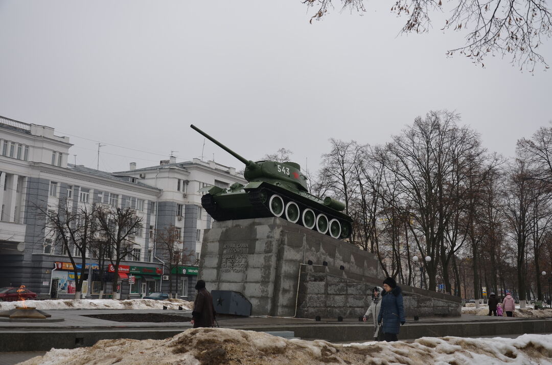 Сквер танкистов в орле фото