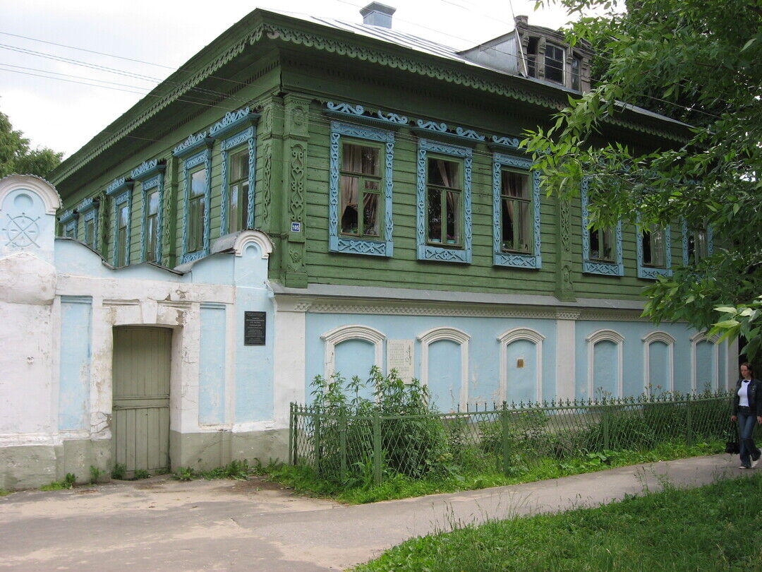 Усадьба Ф. Шагина, Нижегородская область, Воскресенский район, р.п. Воскресенское, ул. Ленина, 105, 107