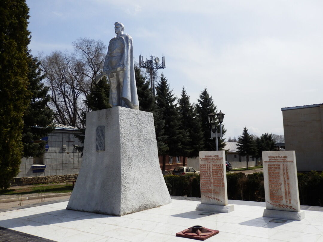 Пятигорск Обелиск участникам гражданской войны