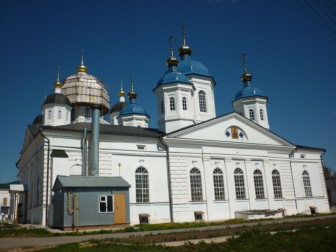 Храм Рождества Богородицы (Староконстантинов). Рождества Богородицы Городищенский мужской монастырь. Новомиргород Церковь Рождества Богородицы.