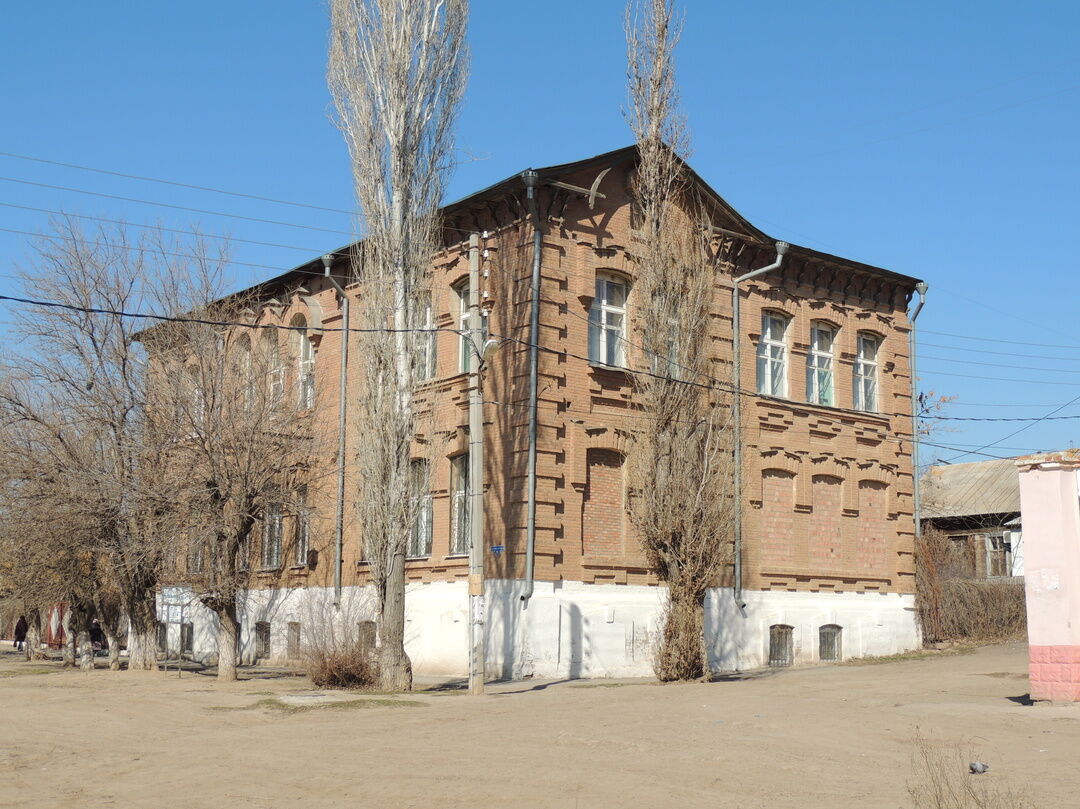 Казачий астрахань. Поселок казачий Астрахань. Казачий Кировский район Астрахань. Казачий бугор Астрахань. Мелитопольский район школа Астраханка.