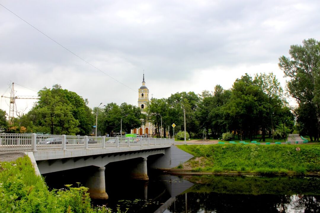 Три моста. Большая Охта Санкт-Петербург. Большой Ильинский мост СПБ. Мост в Санкт-Петербурге Охта. Мосты на реке Охта.