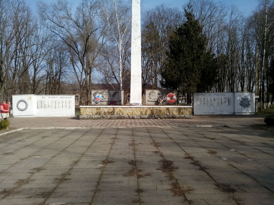 Погода в геймановской краснодарского. Станица Геймановская Краснодарский край. Станица Геймановская Тбилисского района Краснодарского края. Станица Тбилисская мемориал. Обелиск славы ст Геймановская.