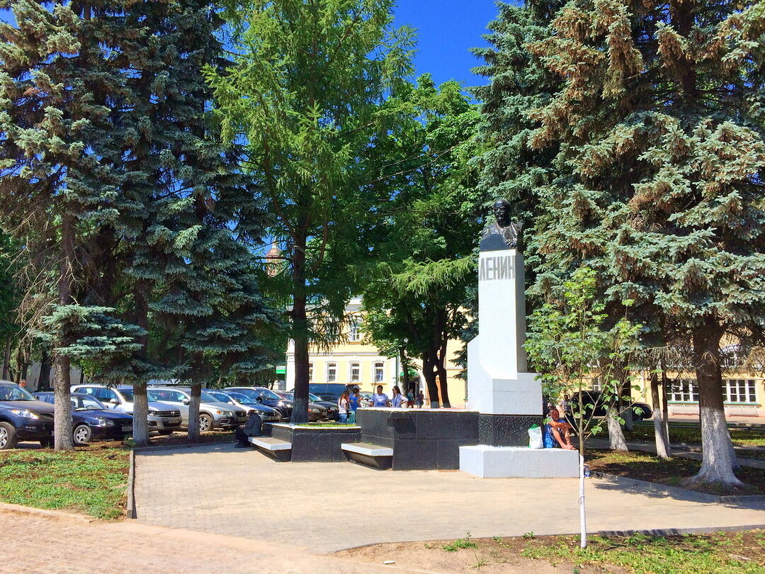 Фото на памятник сергиев посад