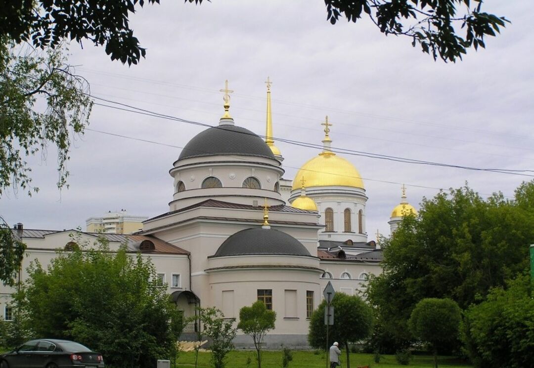 Новотихвинский монастырь в екатеринбурге. Александра Невского Ново Тихвинский женский монастырь Екатеринбург. Декабристов 87 Ново-Тихвинский монастырь Екатеринбург. Новотихвинская Церковь Екатеринбург.