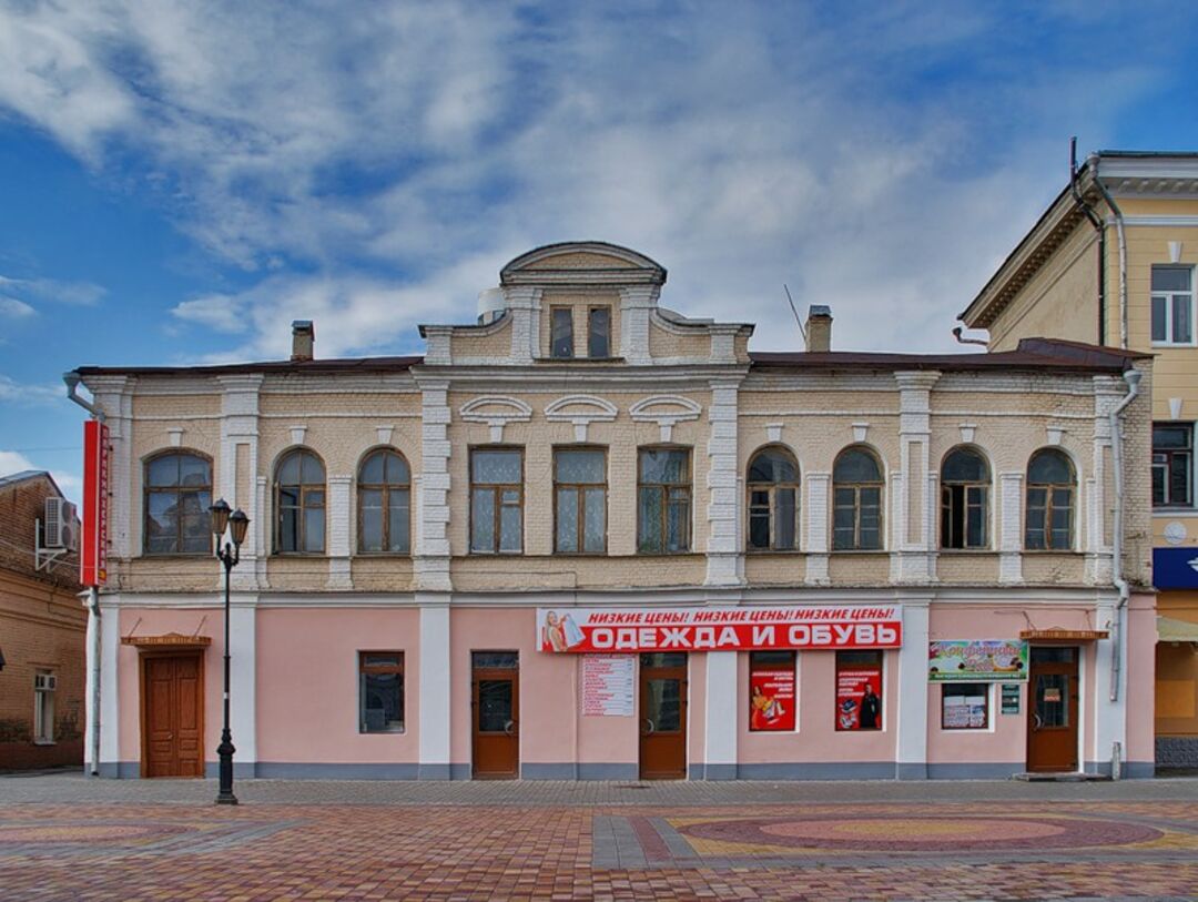 Фото домов тамбова. Старые здания Тамбова. Архитектурные здания Тамбов. Старинные дома Тамбова. Исторические здания города Тамбова.