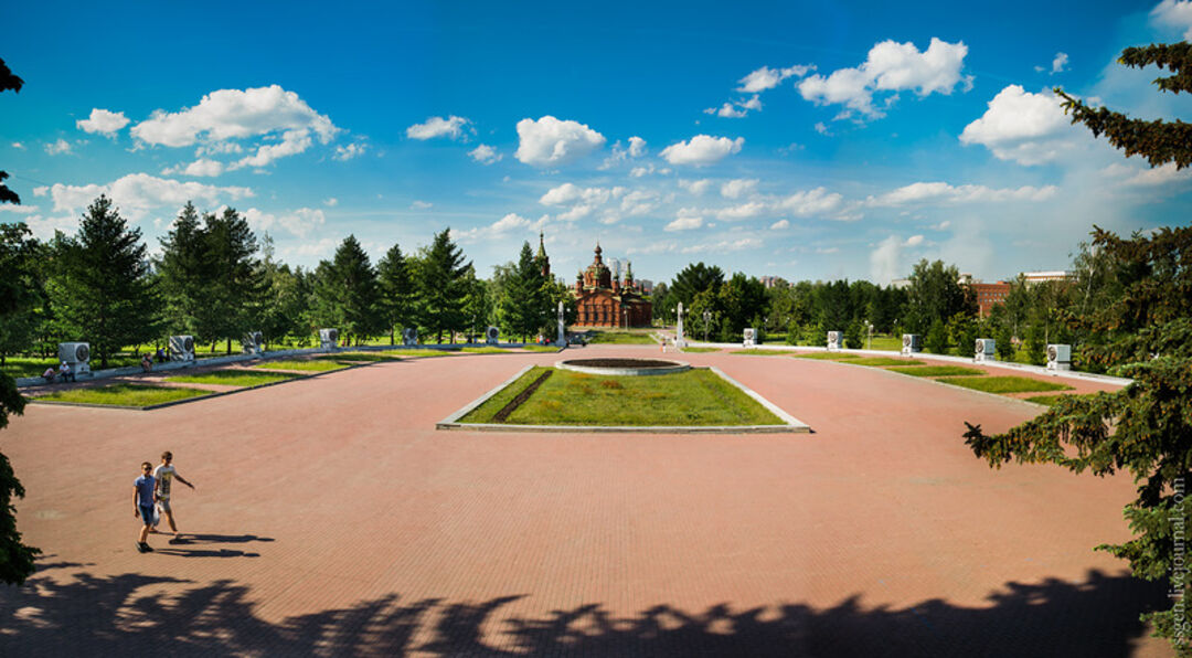 Алое поле в челябинске фото