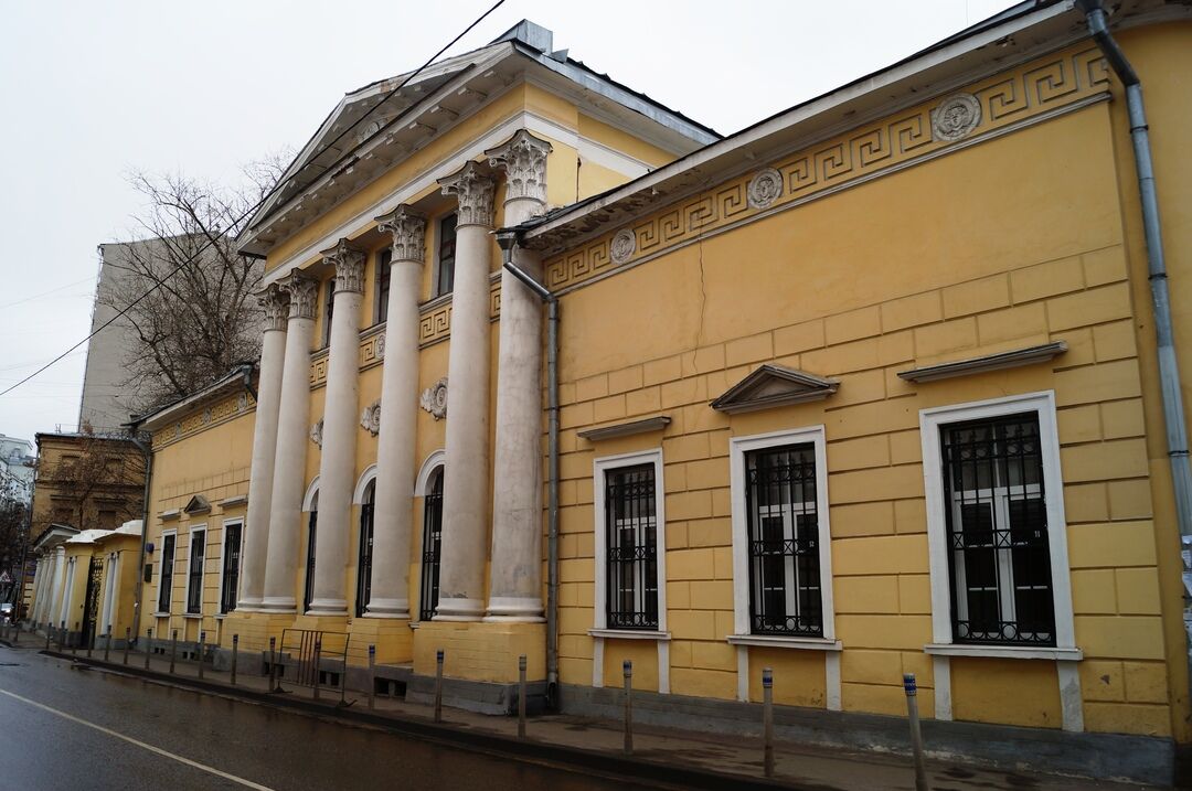 Тема городской усадьбы. Усадьба Головиных в Потаповском переулке. Потаповский переулок усадьба Пашкова. Потаповский пер д.8.