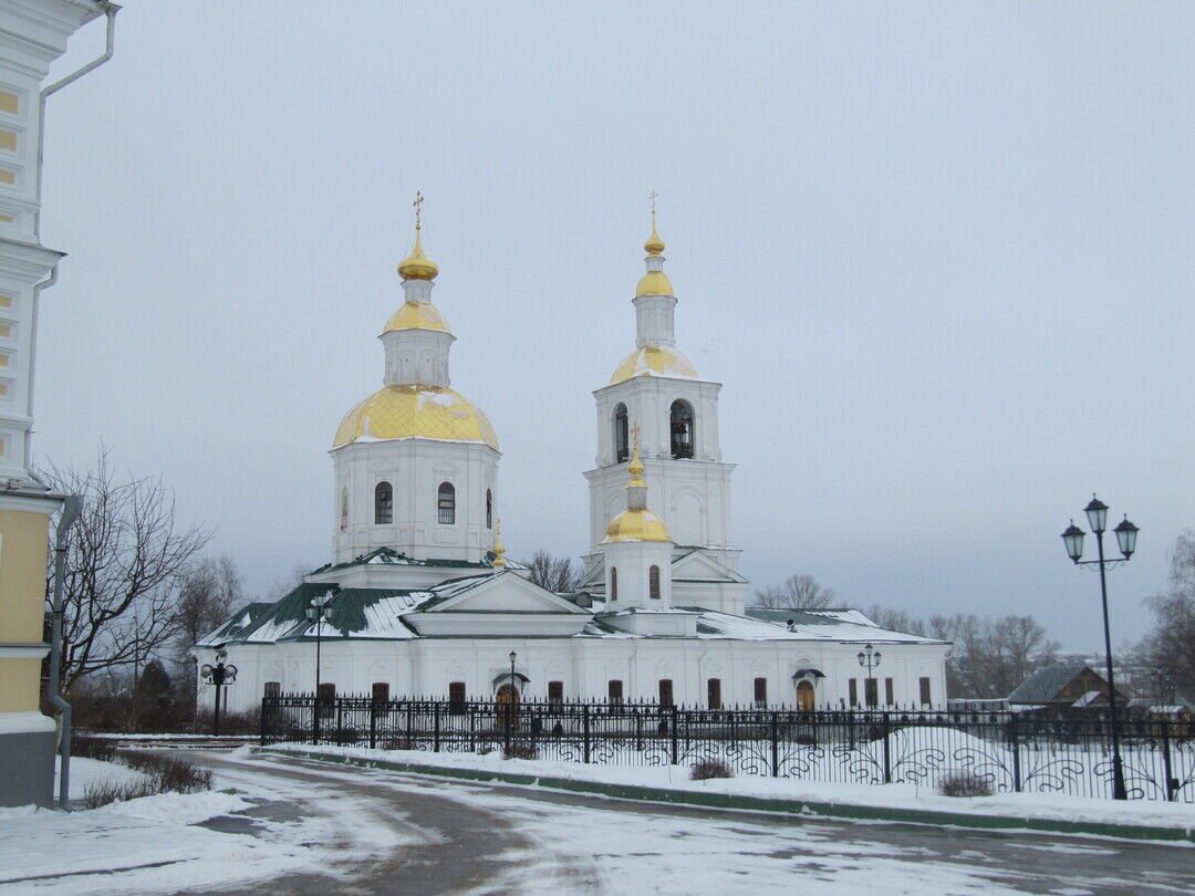 Храм рождества волоколамск. Ансамбль Казанской и рождественской церквей Дивеево. С. Дивеево, Октябрьская ул. ферма. Дивеево ул Октябрьская 16. Дивеево ул Октябрьская 34 суд.