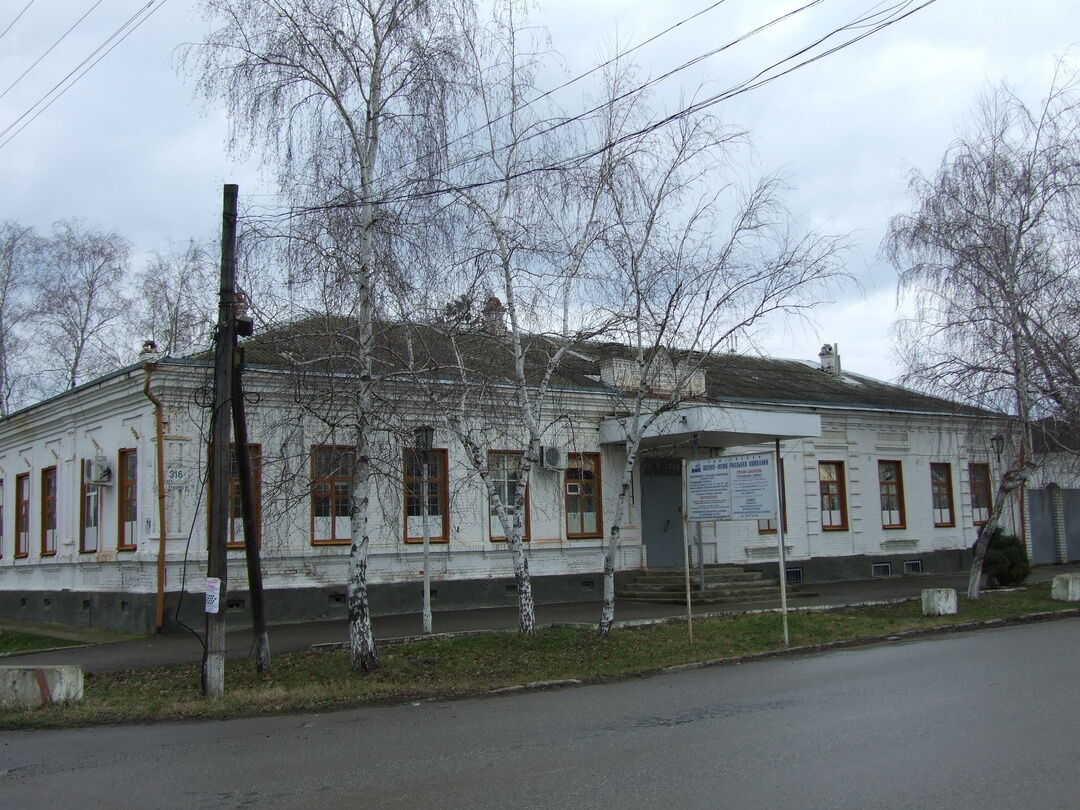 Усадьба помещика Берберова», Республика Адыгея, Гиагинский район, станица  Гиагинская, улица Красная, 316