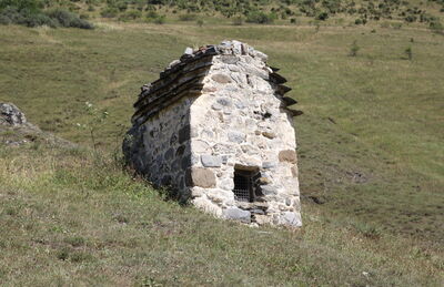 Захоронение в склепах